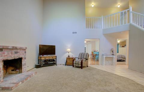 541 Meghan Dr, Patterson, CA 95363 photo 2