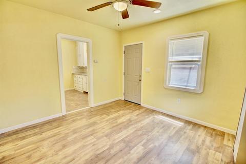 241 Flora St, Lodi, CA 95240 photo 9