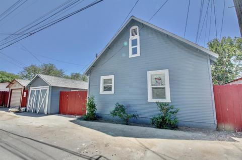 241 Flora St, Lodi, CA 95240 photo 2