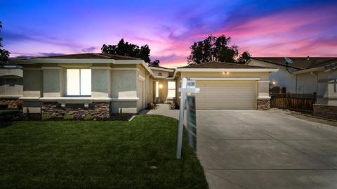 2129 Yellowstone Ave, Tracy, CA 95377 photo 3