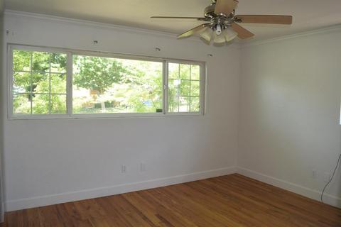 406 Covena Ave, Modesto, CA 95354 photo 9