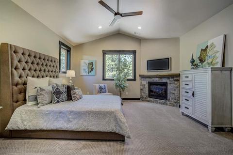13098 Skiview Loop, Truckee, CA 96161 photo 12