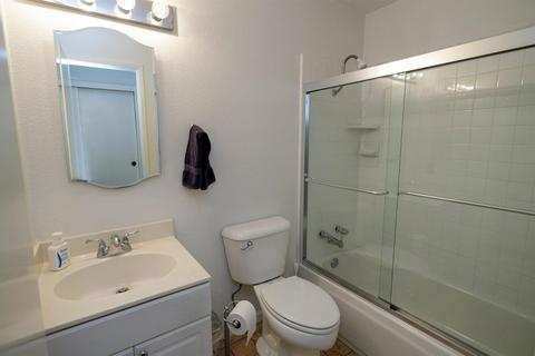 1105 W Union Ave, Modesto, CA 95356 photo 14