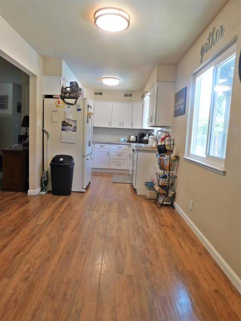 6330 Hilltop Dr, Carmichael, CA 95608 photo 4