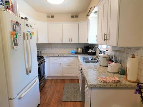 6330 Hilltop Dr, Carmichael, CA 95608 photo 2