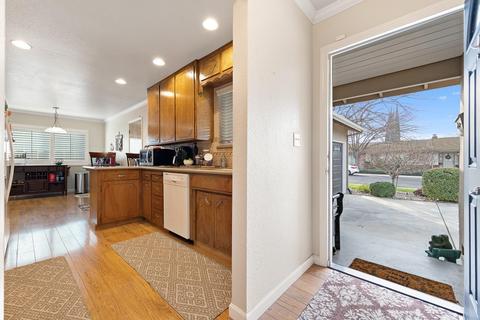 601 Derby Ln, Modesto, CA 95350 photo 6