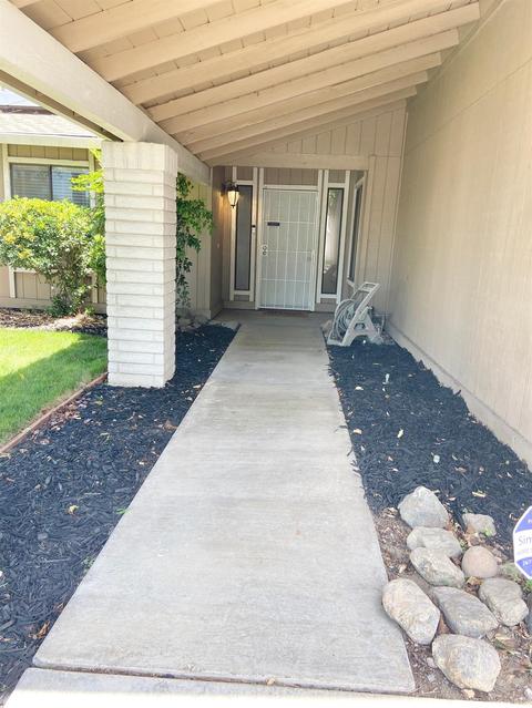 1390 Rockhaven Pl, Manteca, CA 95336 photo 2