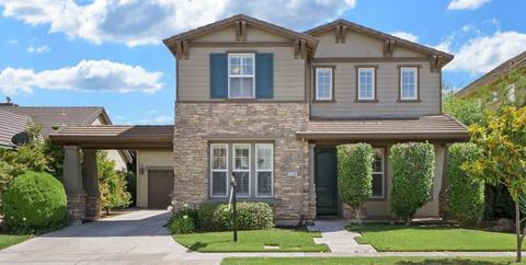 2106 Katnich Ln, Lodi, CA 95242 photo 2