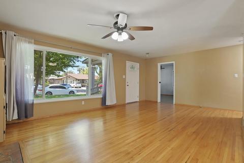 1213 College Ct, Modesto, CA 95350 photo 6