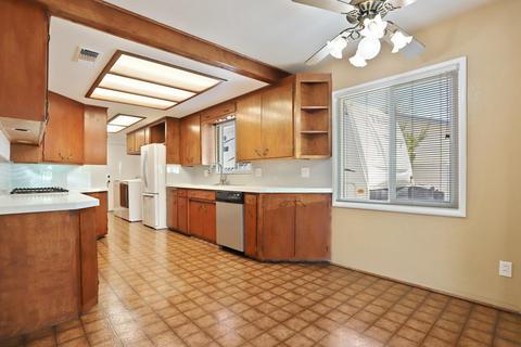 1213 College Ct, Modesto, CA 95350 photo 10