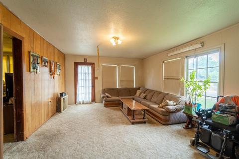 518 Bartch Ave, Patterson, CA 95363 photo 9