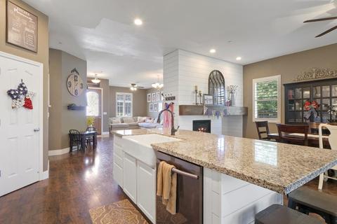 401 Geranium Cir, Galt, CA 95632 photo 10