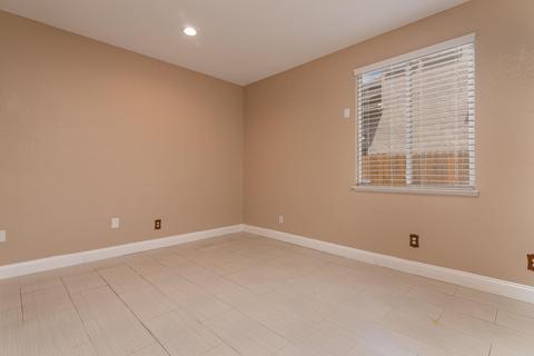 1978 Lauritson Ln, Manteca, CA 95336 photo 19