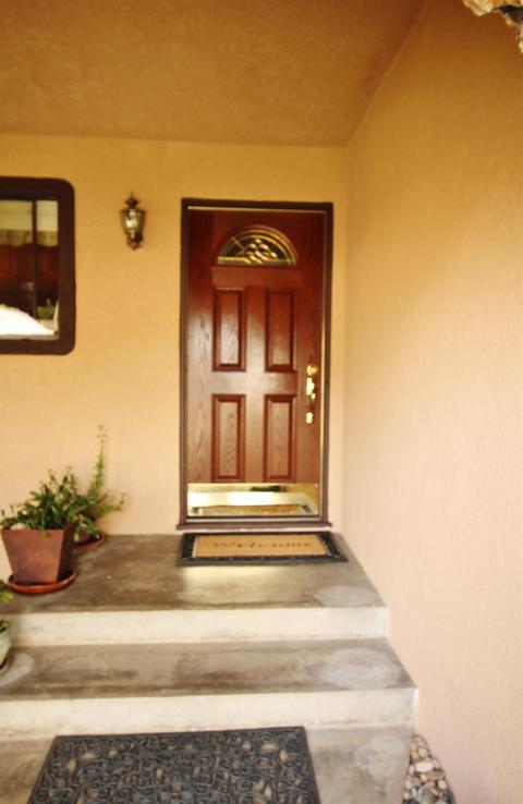 1017 Newkirk Way, Modesto, CA 95355 photo 2