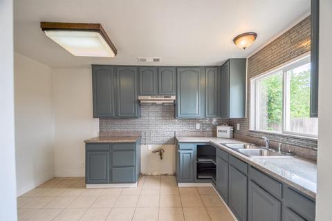 1229 Normandy Dr, Modesto, CA 95351 photo 10