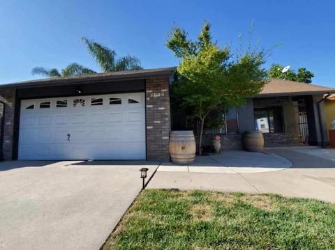 2004 Peggy Ln, Modesto, CA 95351 photo 1