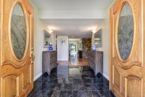 5032 Oak Leaf Ave, Carmichael, CA 95608 photo 8