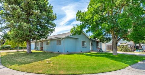 1334 W 4th St, Ripon, CA 95366 photo 1