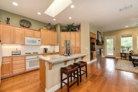 976 Cameron Dr, Folsom, CA 95630 photo 10
