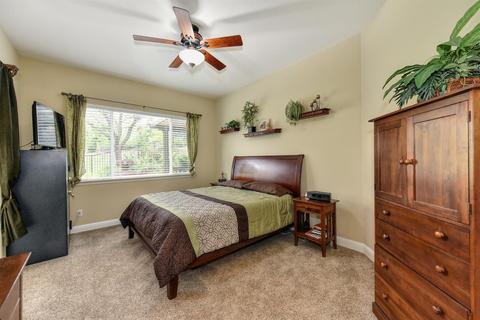 976 Cameron Dr, Folsom, CA 95630 photo 23