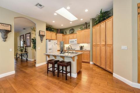 976 Cameron Dr, Folsom, CA 95630 photo 18