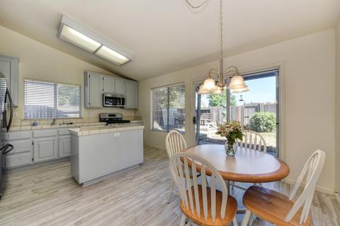 4628 Stuart Pl, Rocklin, CA 95765 photo 2