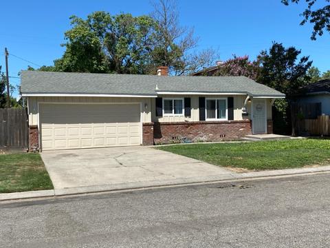 1639 Bronson, Modesto, CA 95350 photo 2