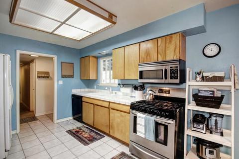 4821 Zube Ct, Carmichael, CA 95608 photo 9