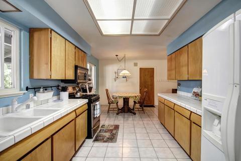 4821 Zube Ct, Carmichael, CA 95608 photo 10