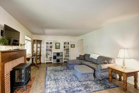 4821 Zube Ct, Carmichael, CA 95608 photo 7