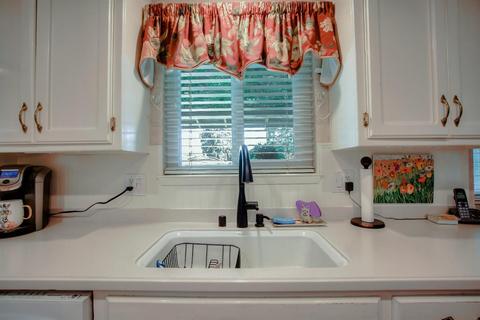 6332 Hillrise Dr, Carmichael, CA 95608 photo 13
