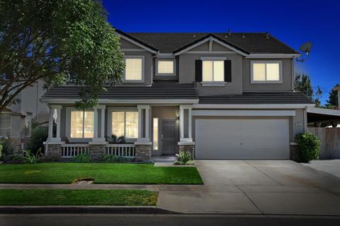 902 Moonbeam Way, Turlock, CA 95382 photo 1