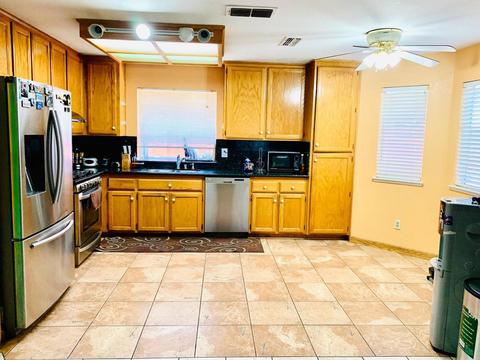 8452 Bramble Bush Cir, Antelope, CA 95843 photo 17