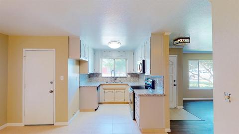 1460 Berry Dr, Turlock, CA 95382 photo 18