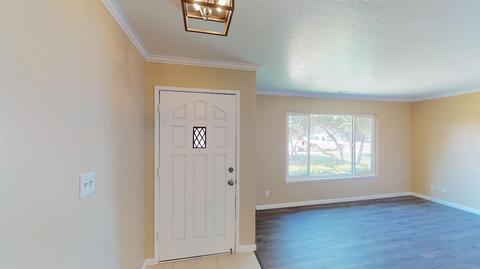 1460 Berry Dr, Turlock, CA 95382 photo 8