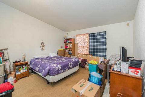 1078 Camphor St, Manteca, CA 95337 photo 7