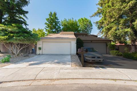 1078 Camphor St, Manteca, CA 95337 photo 3