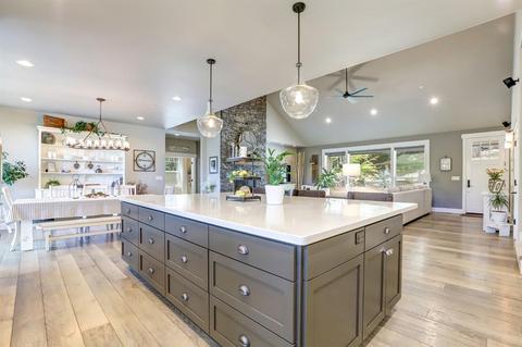 11275 Edward Dr, Grass Valley, CA 95949 photo 2