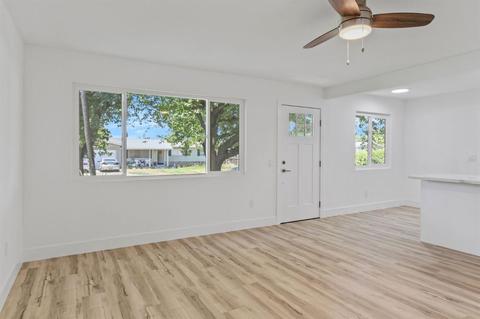 4301 Ardmore Ave, Olivehurst, CA 95961 photo 5