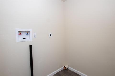 2002 Joaquin St, Modesto, CA 95350 photo 17