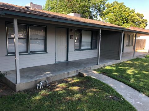 447 W Orangeburg Ave, Modesto, CA 95350 photo 3