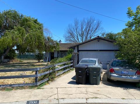 7530 Pine St, Hughson, CA 95326 photo 1