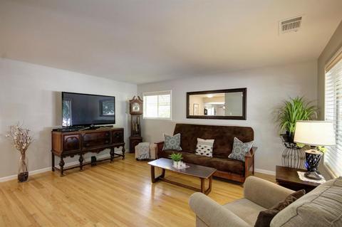 1720 Albion Pl, Davis, CA 95618 photo 4