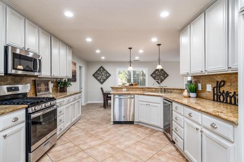 8098 E Lathrop Rd, Manteca, CA 95336 photo 16