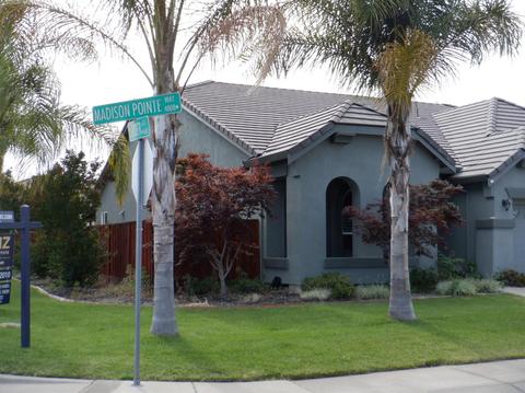 4001 Madison Pointe Way, Modesto, CA 95356 photo 2