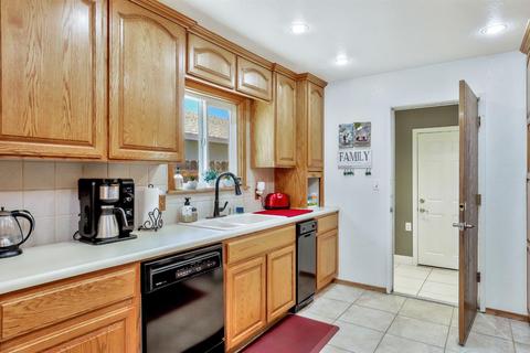 903 Kingery Dr, Ripon, CA 95366 photo 17
