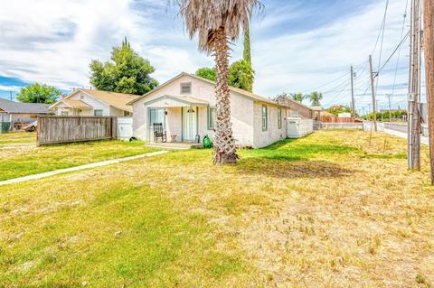 2001 Charles St, Hughson, CA 95326 photo 2