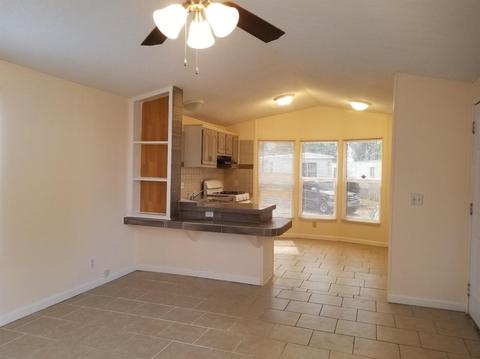 1914 9th, Olivehurst, CA 95961 photo 3
