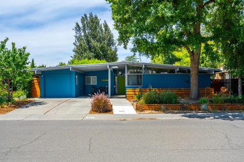1321 Notre Dame Dr, Davis, CA 95616 photo 2