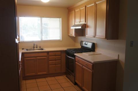 3015 Fairfield Dr, Tracy, CA 95376 photo 6